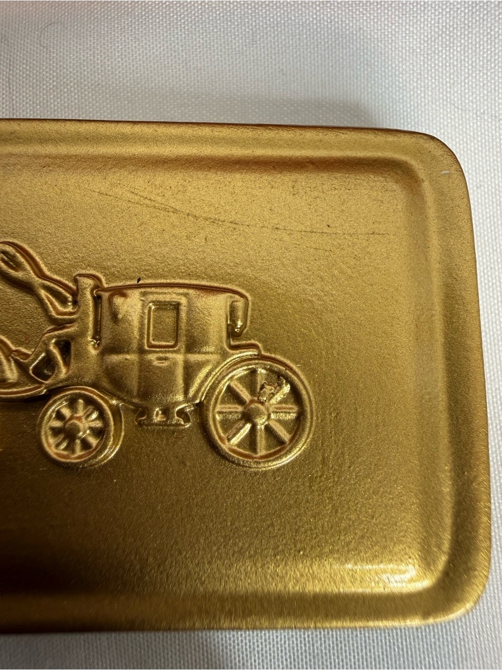 COACH 1941 COLLECTIBLE HORSE AND CARRIAGE HOLIDAY LOGO HANG TAG CHARM - Picture 9 of 15